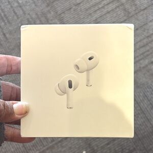 Apple AirPods Pro 2nd gen (c-cable)